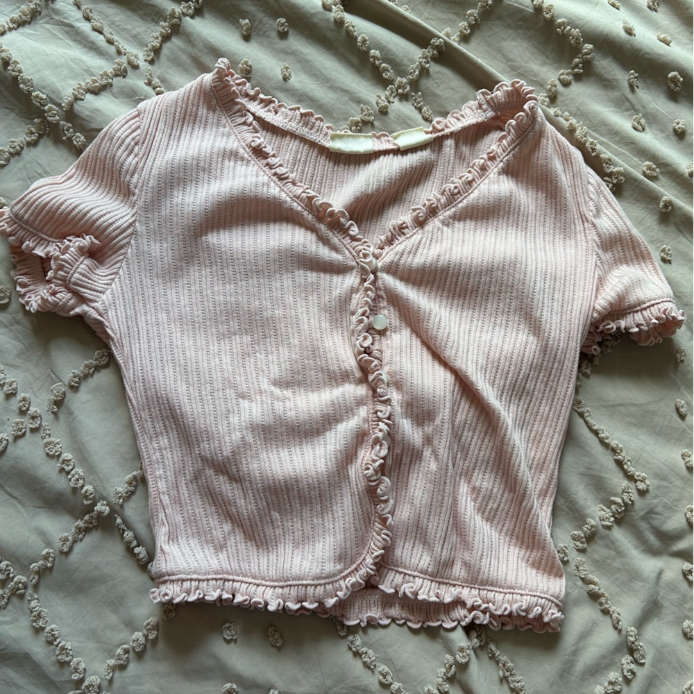 Pink Levi’s Button Up Short Sleeve Shirt